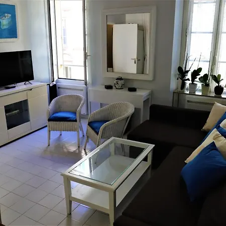 Hoche Centre Palais - Croisette -